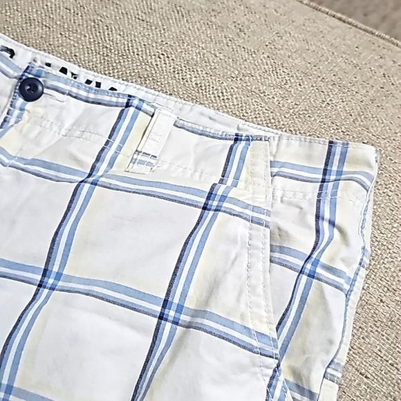 Old Navy Cargo Shorts men's Butterscotch color sz 40 - Picture 7 of 11